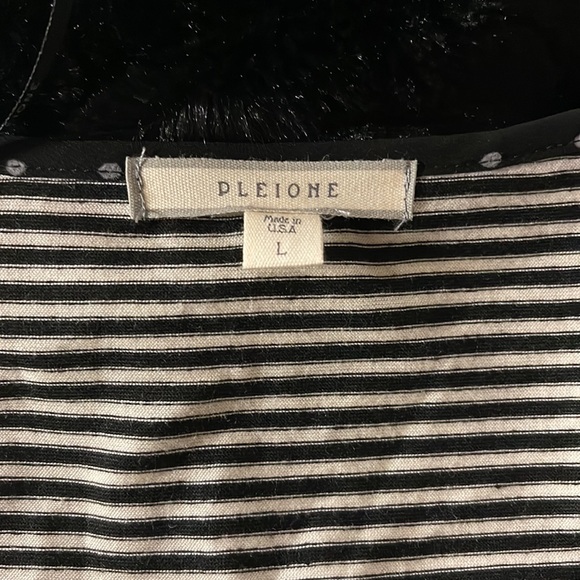 Top - Picture 3 of 3